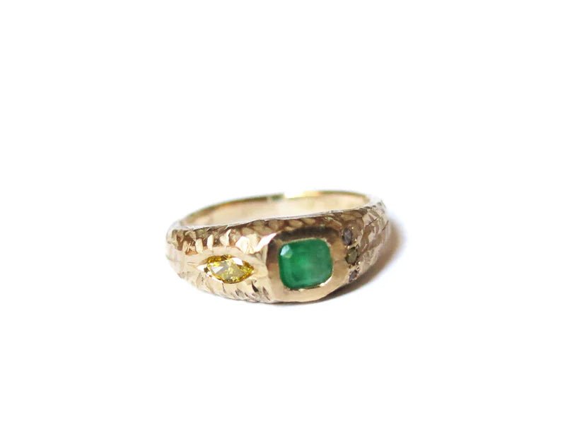 Elaine Ho 14K Gold Ring (Emerald and Yellow Diamonds) - Victoire BoutiqueElaine HoRings Ottawa Boutique Shopping Clothing