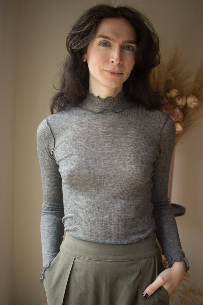 Eliza Faulkner Jane Turtleneck (Dark Grey) - Victoire BoutiqueEliza FaulknerTops Ottawa Boutique Shopping Clothing