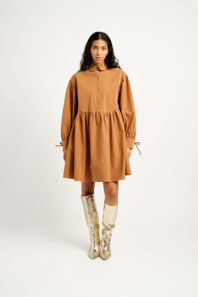 Eliza Faulkner Loretta Dress - Camel (Online Exclusive) - Victoire BoutiqueEliza FaulknerDresses Ottawa Boutique Shopping Clothing