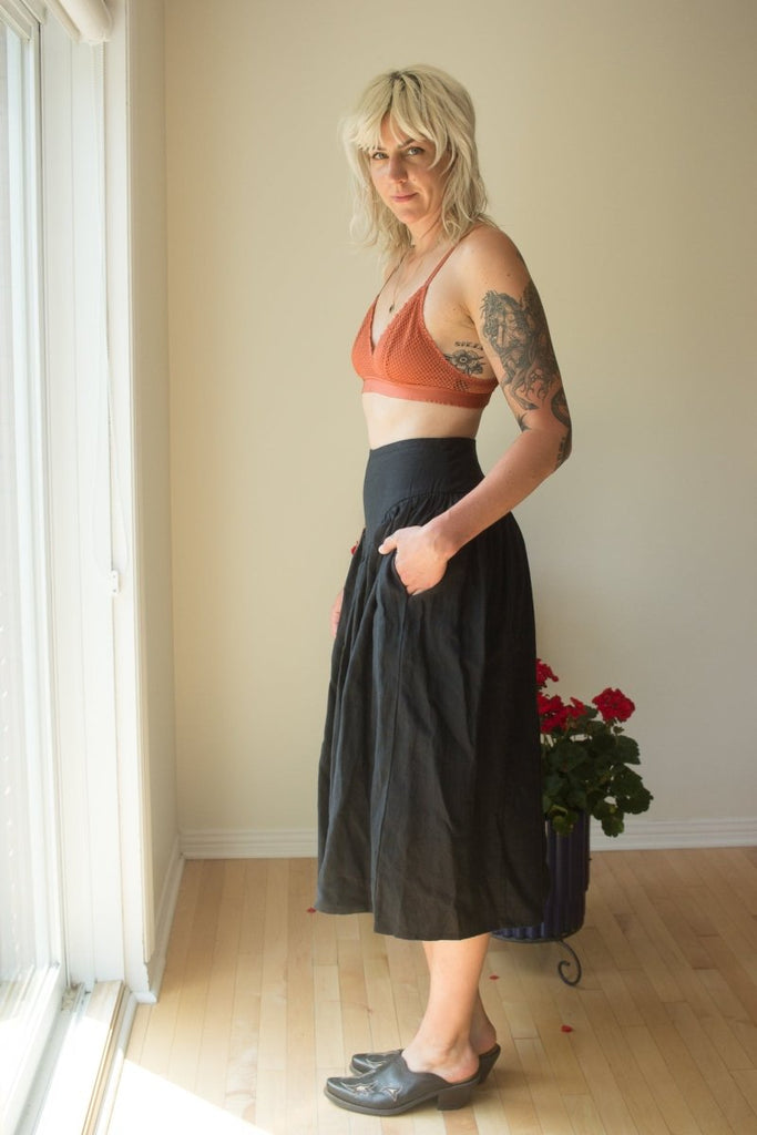 Eliza Faulkner Lucille Skirt (Black Linen) - Victoire BoutiqueEliza FaulknerBottoms Ottawa Boutique Shopping Clothing