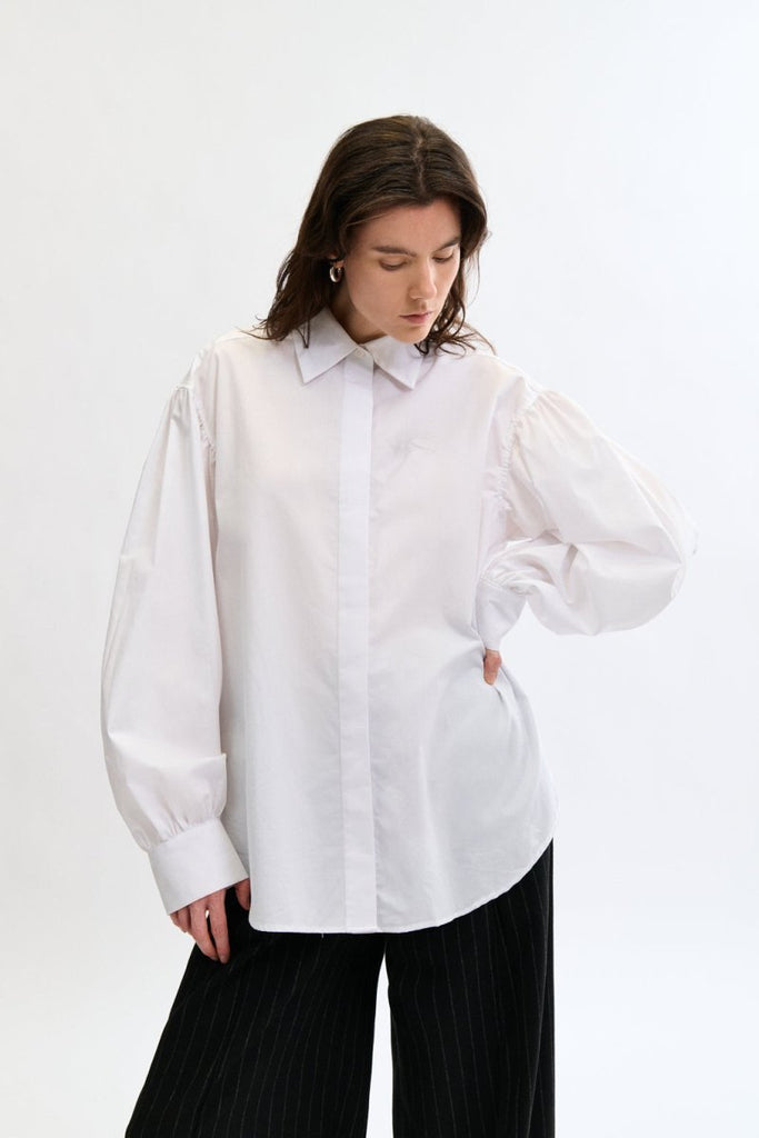 Eliza Faulkner Wren Shirt - White (Online Exclusive) - Victoire BoutiqueEliza FaulknerShirts & Tops Ottawa Boutique Shopping Clothing