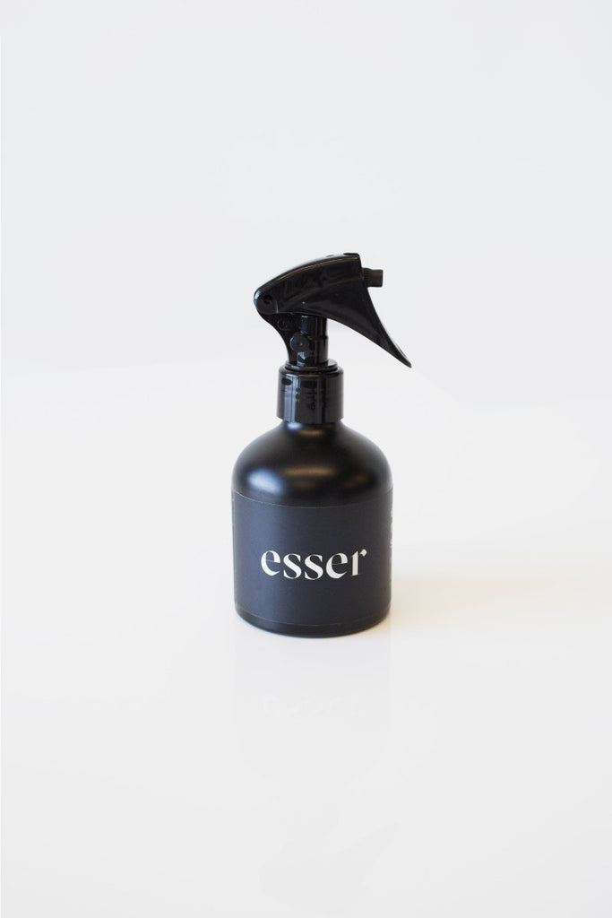 Esser Room Spray (Fig & Cedarwood) - Victoire BoutiqueEsserHome Ottawa Boutique Shopping Clothing