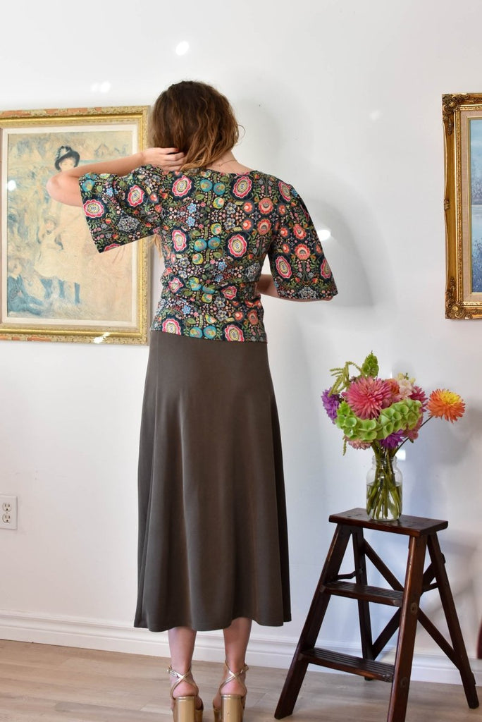 Eve Gravel Joan Skirt - Khaki (In - Store) - Victoire BoutiqueEve GravelSkirts Ottawa Boutique Shopping Clothing