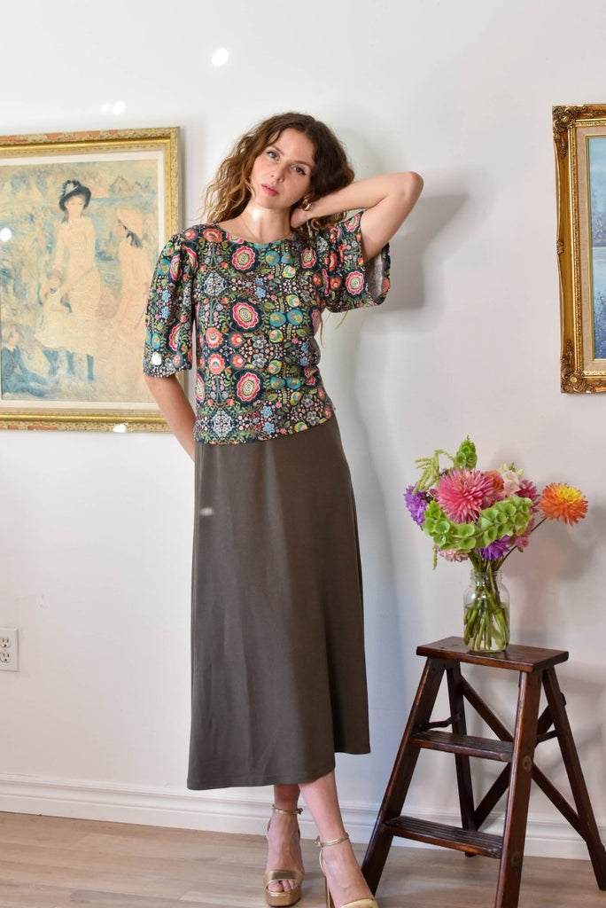 Eve Gravel Joan Skirt - Khaki (In - Store) - Victoire BoutiqueEve GravelSkirts Ottawa Boutique Shopping Clothing