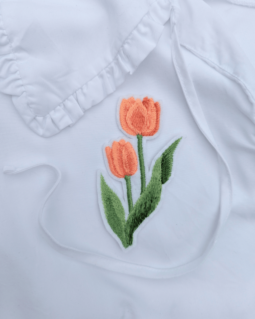 Filorama Tulip Patch (Black or White Background) - Victoire BoutiqueFiloramaPins & Patches Ottawa Boutique Shopping Clothing