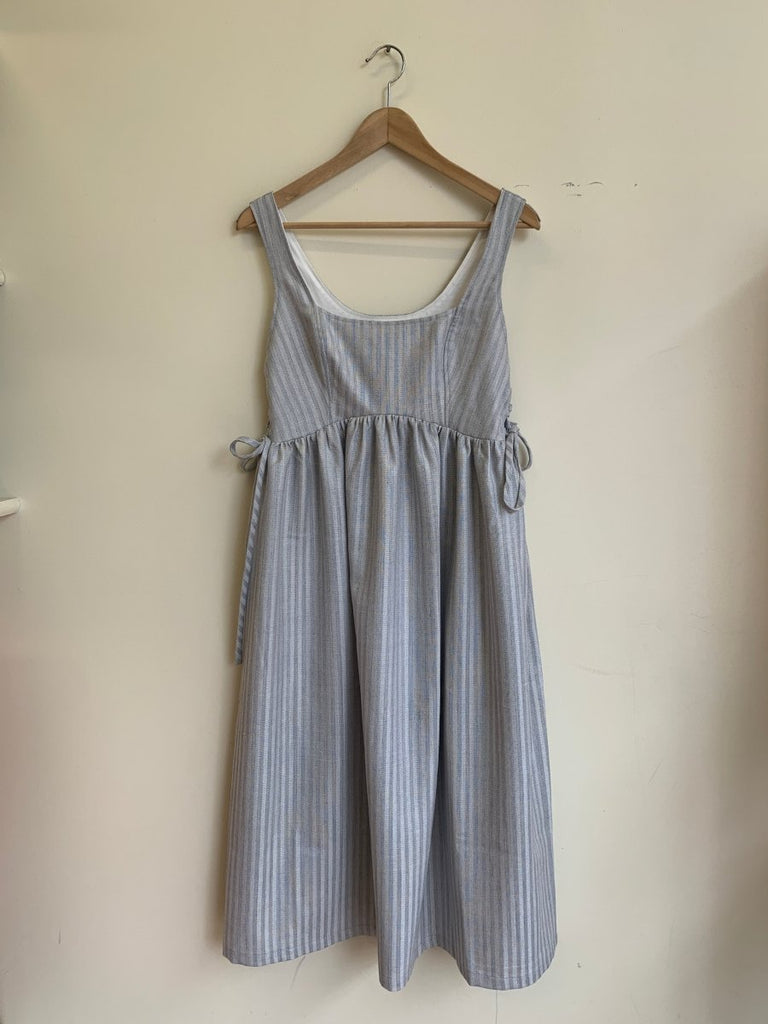 Fortiv Tulip Dress (Silver Stripe) - Victoire BoutiqueFortivDresses Ottawa Boutique Shopping Clothing