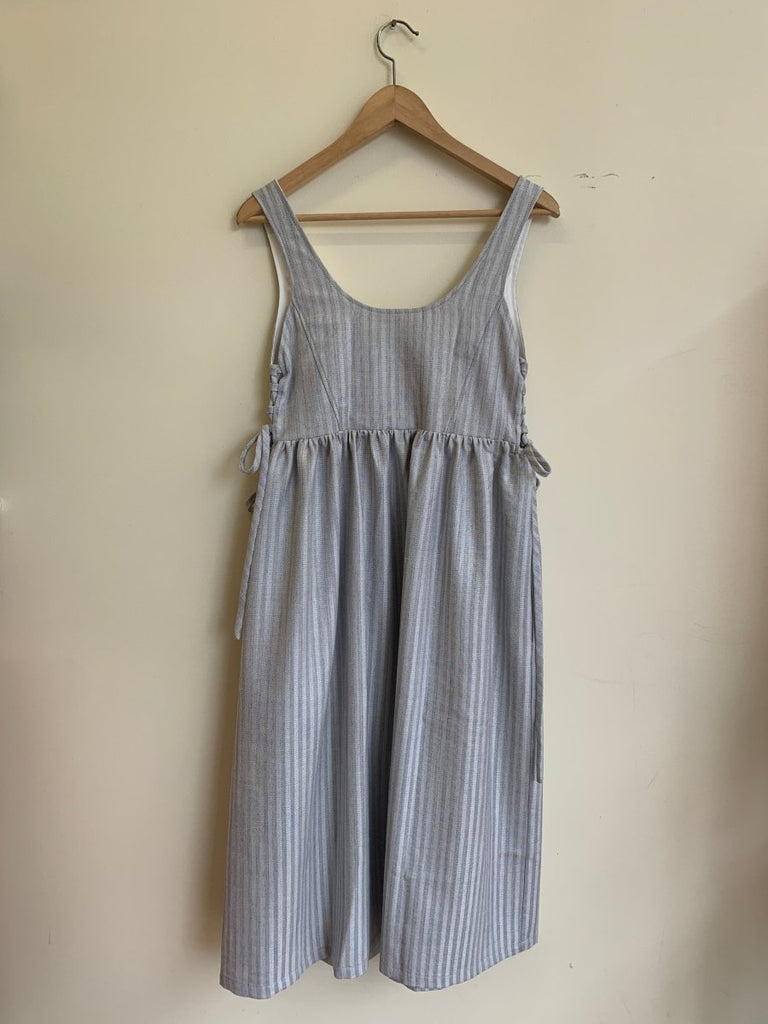 Fortiv Tulip Dress (Silver Stripe) - Victoire BoutiqueFortivDresses Ottawa Boutique Shopping Clothing