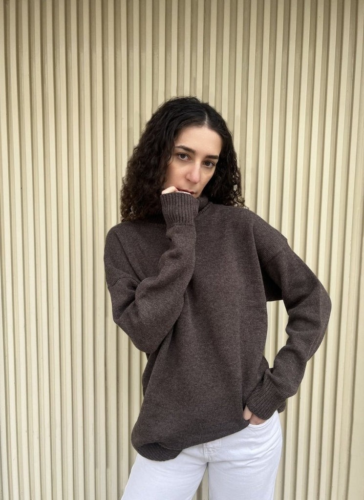 Givéh Hugme Turtleneck Sweater (Coffee) - Victoire BoutiqueGivéhSweater Ottawa Boutique Shopping Clothing