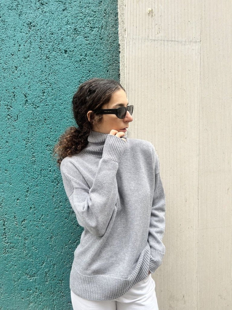 Givéh Hugme Turtleneck Sweater (Grey) - Victoire BoutiqueGivéhSweater Ottawa Boutique Shopping Clothing