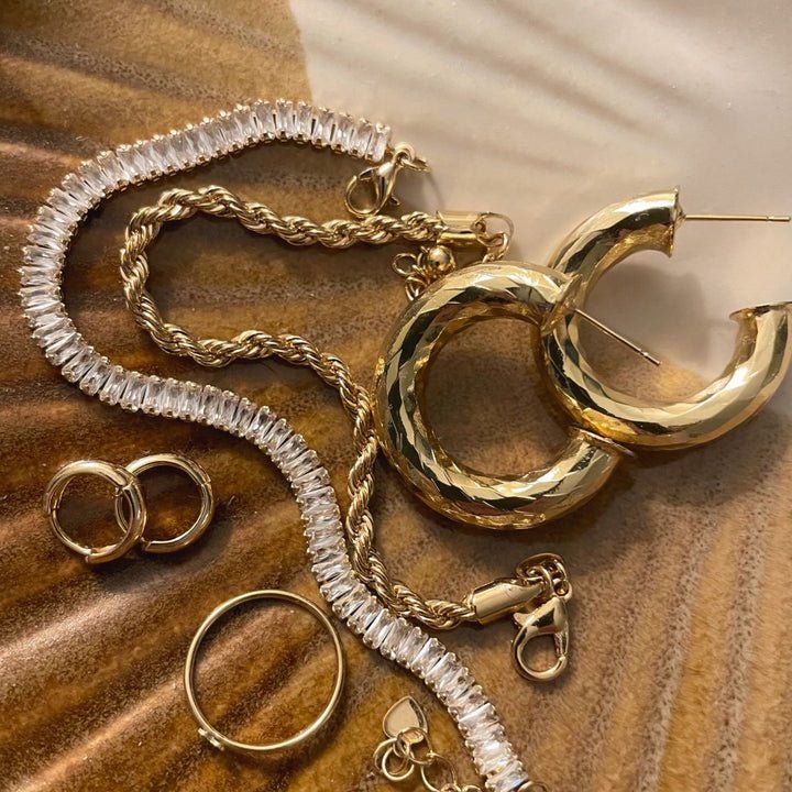 Hailey Jane Baldwin Hoops - Victoire BoutiqueHailey JaneEarrings Ottawa Boutique Shopping Clothing