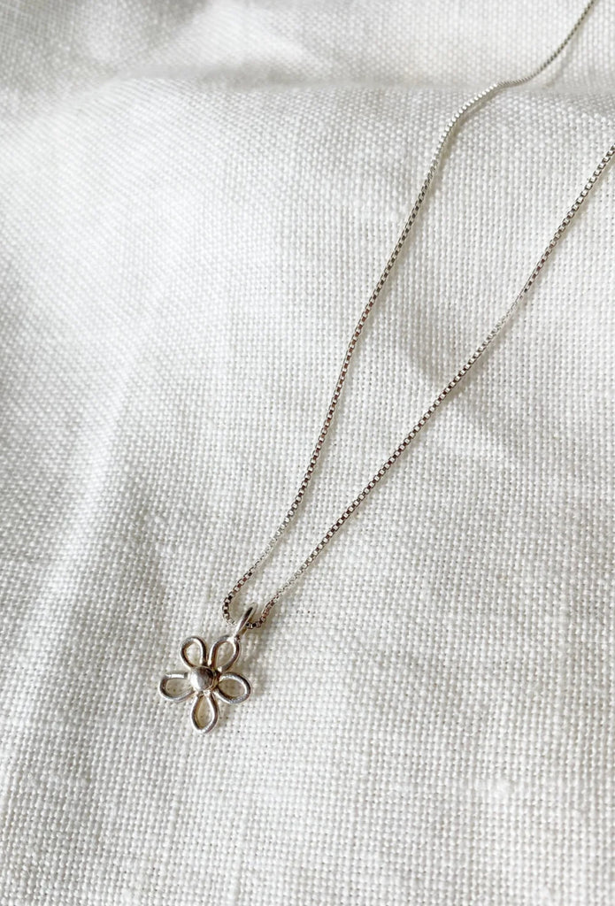 Hawkly Bloom Mini Necklace (Bronze or Silver) - Victoire BoutiqueHawklyNecklace Ottawa Boutique Shopping Clothing
