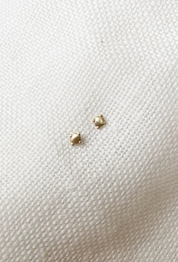 Hawkly Era Studs (Bronze or Silver) - Victoire BoutiqueHawklyEarrings Ottawa Boutique Shopping Clothing