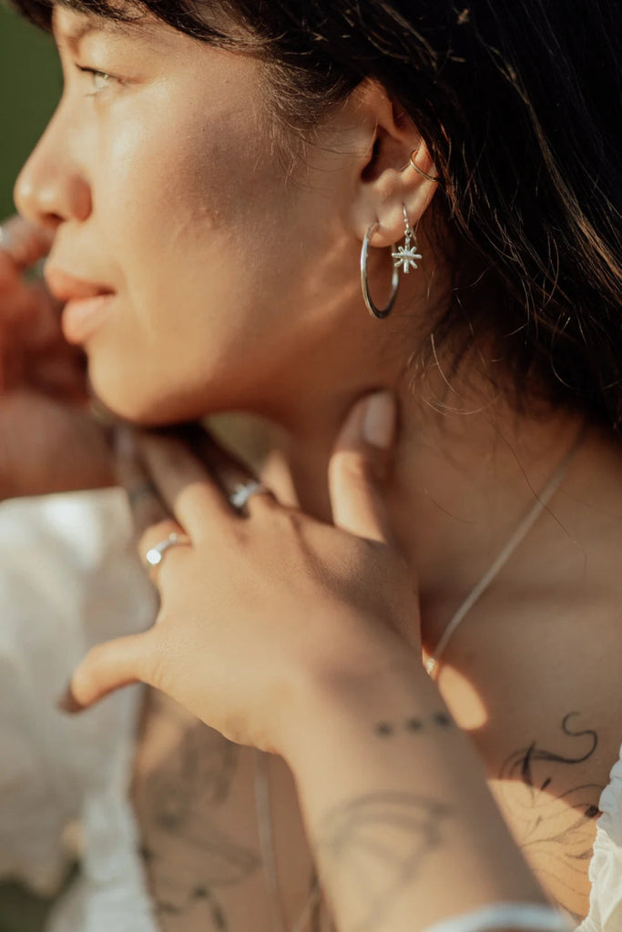 Hawkly Estrella Mini Earrings (Bronze or Silver) - Victoire BoutiqueHawklyEarrings Ottawa Boutique Shopping Clothing