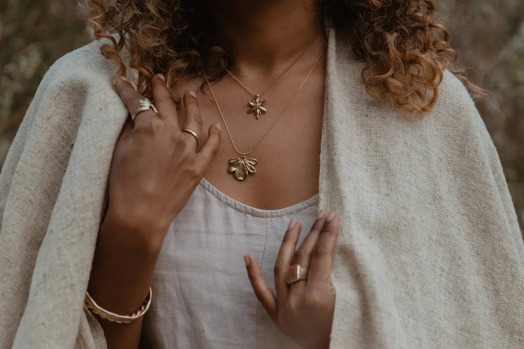 Hawkly Fauna Necklace (Bronze or Silver) - Victoire BoutiqueHawklyNecklace Ottawa Boutique Shopping Clothing