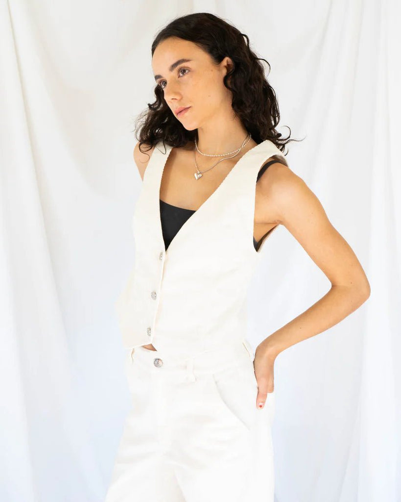 Hijulez Mini George Cord Vest (Off - White) - Victoire Boutiquehijulezvest Ottawa Boutique Shopping Clothing