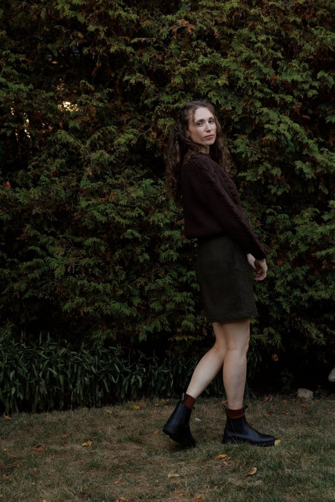 Hilary MacMillan Suede Mini Skirt (Olive) - Victoire BoutiqueHilary MacMillanSkirts Ottawa Boutique Shopping Clothing