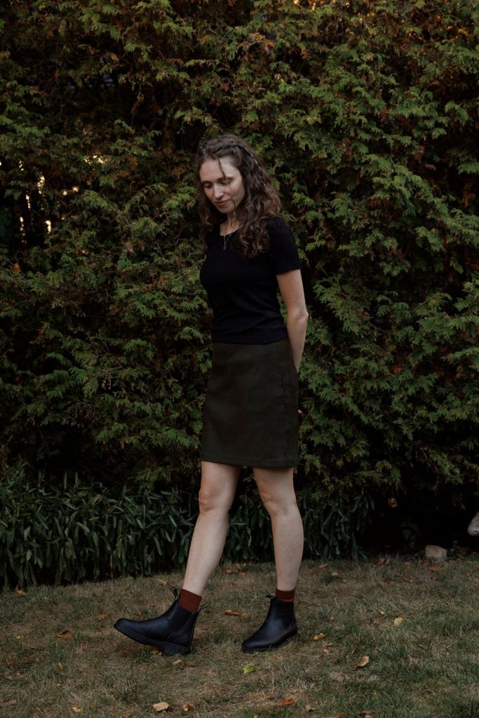 Hilary MacMillan Suede Mini Skirt (Olive) - Victoire BoutiqueHilary MacMillanSkirts Ottawa Boutique Shopping Clothing