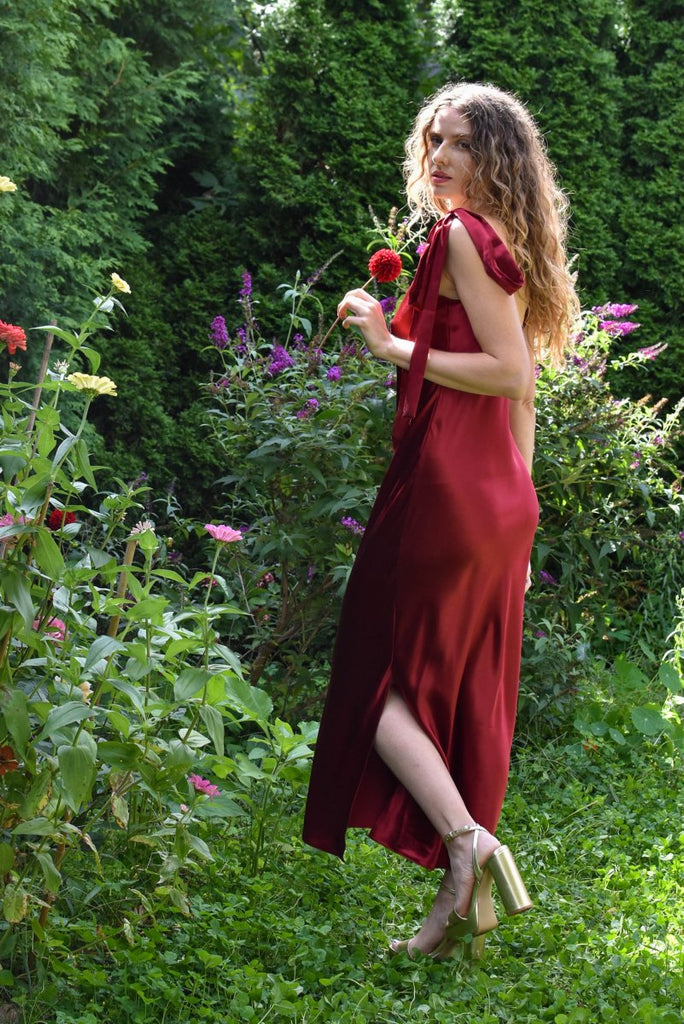 Jacoba Jane Ulyana Silk Satin Midi Dress (Red) - Victoire BoutiqueJacoba JaneDresses Ottawa Boutique Shopping Clothing