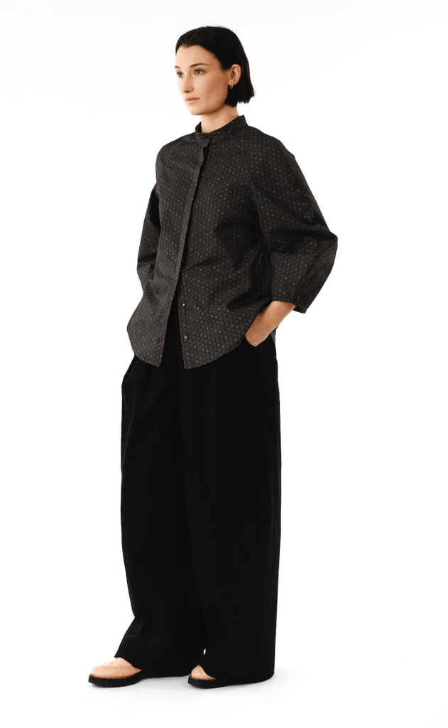 Jennifer Glasgow Dahlia Top (Black Star) - Victoire BoutiqueJennifer GlasgowShirts & Tops Ottawa Boutique Shopping Clothing