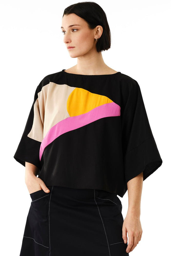 Jennifer Glasgow Lacerta Colour Blocked Top (Black) - Victoire BoutiqueJennifer GlasgowShirts & Tops Ottawa Boutique Shopping Clothing