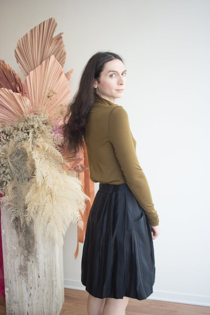 Jennifer Glasgow Strenua Skirt (Black) - Victoire BoutiqueJennifer GlasgowSkirts Ottawa Boutique Shopping Clothing