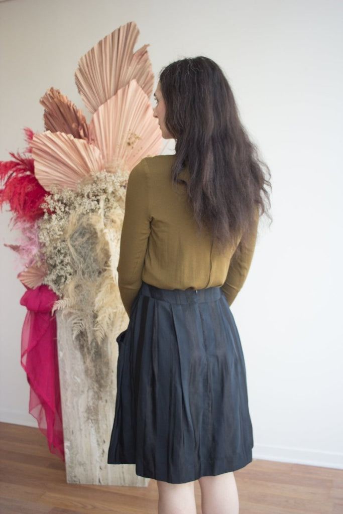 Jennifer Glasgow Strenua Skirt (Black) - Victoire BoutiqueJennifer GlasgowSkirts Ottawa Boutique Shopping Clothing