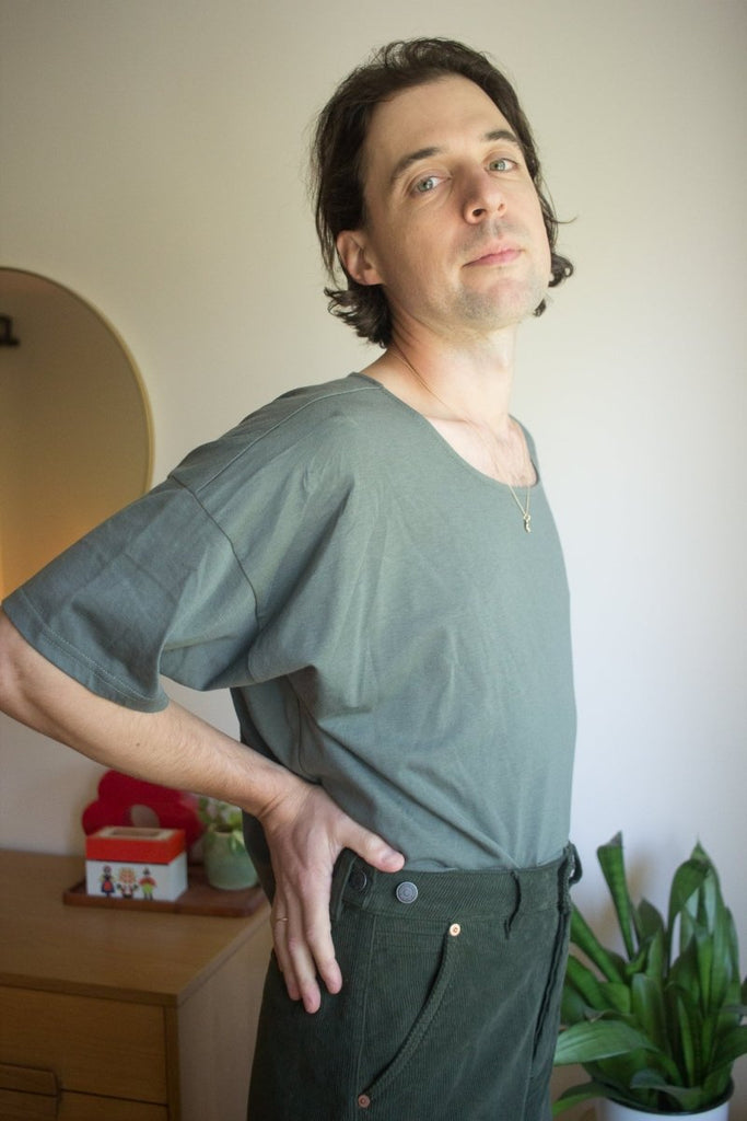 Jennifer Glasgow Virgo Top (Olive) - Victoire BoutiqueJennifer GlasgowShirts & Tops Ottawa Boutique Shopping Clothing