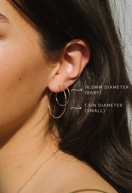 Kara Yoo Pull - Me - Through Hoops (Small or Large) - Victoire BoutiqueKara YooEarrings Ottawa Boutique Shopping Clothing