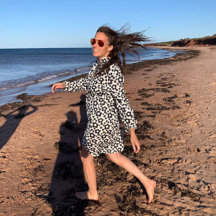 Kate Austin Designs Katherine Shirt Dress (Black & White Blossom) - Victoire BoutiqueKate Austin DesignsDresses Ottawa Boutique Shopping Clothing