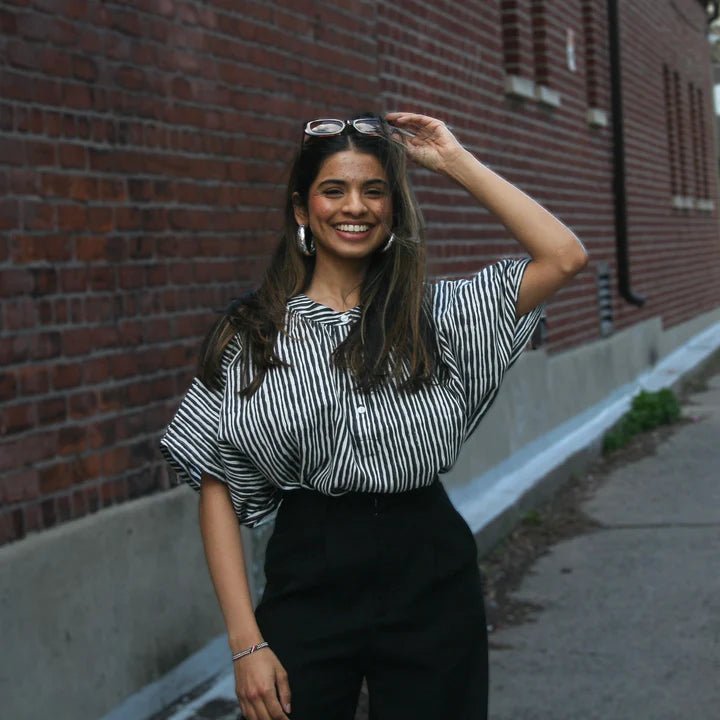 Kate Austin Designs Marina Top (Black/White Wavy Print) - Victoire BoutiqueKate Austin DesignsTops Ottawa Boutique Shopping Clothing
