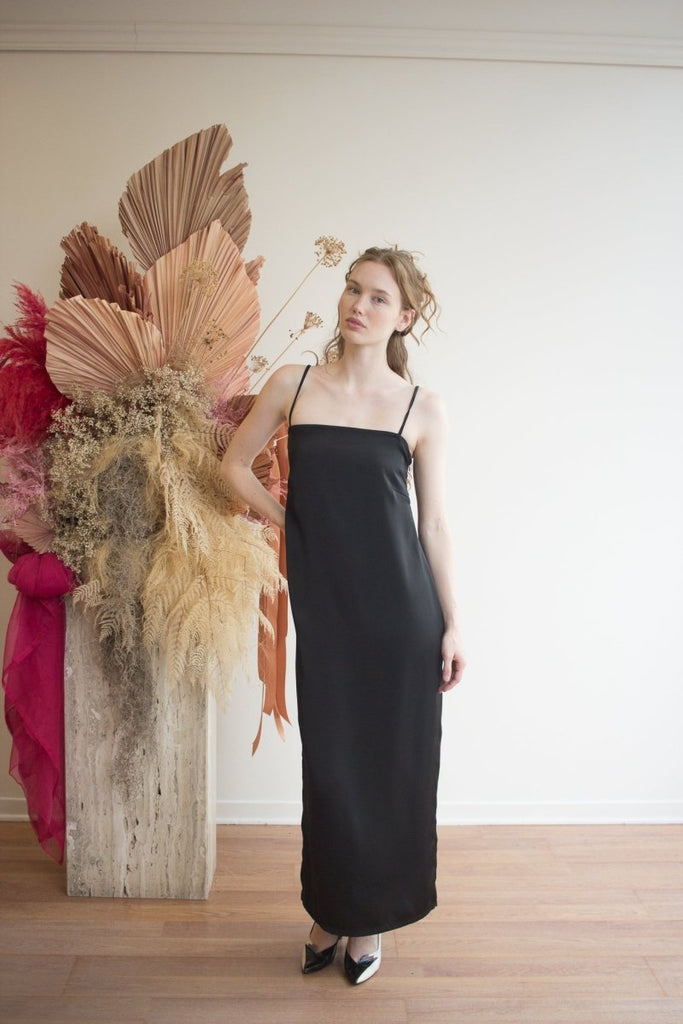 Korelli Ariel Dress (Black) - Victoire Boutique - Dresses - Korelli - Victoire Boutique - ethical sustainable boutique shopping Ottawa made in Canada Korelli Ariel Dress (Black) - Victoire Boutique - Dresses - Korelli - Victoire Boutique - ethical sustainable boutique shopping Ottawa made in Canada