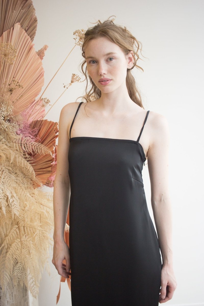 Korelli Ariel Dress (Black) - Victoire Boutique - Dresses - Korelli - Victoire Boutique - ethical sustainable boutique shopping Ottawa made in Canada Korelli Ariel Dress (Black) - Victoire Boutique - Dresses - Korelli - Victoire Boutique - ethical sustainable boutique shopping Ottawa made in Canada