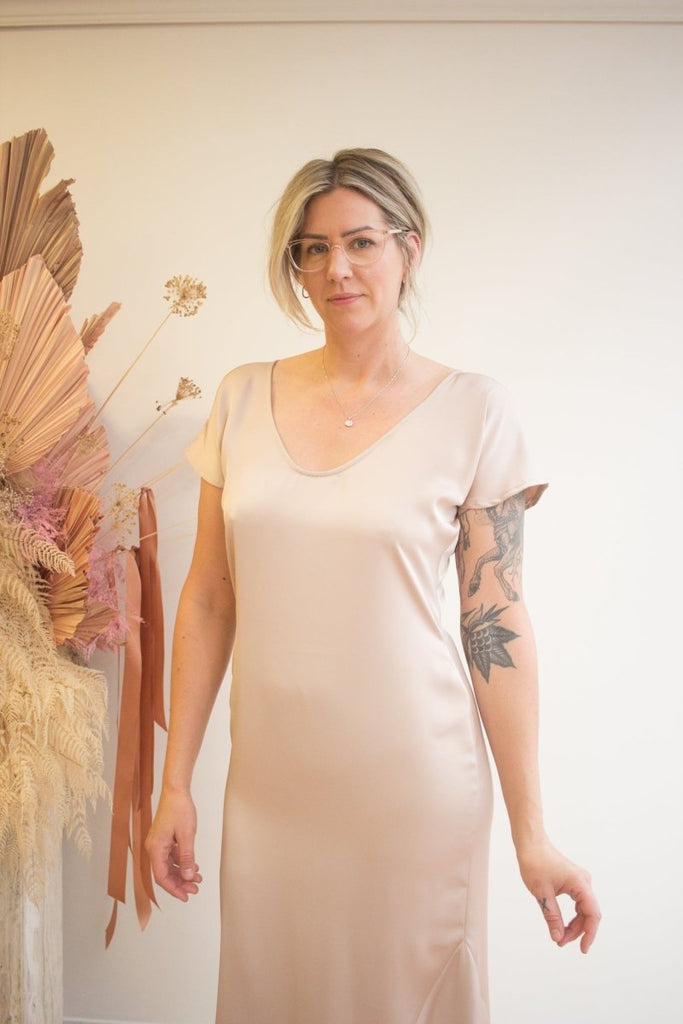 Korelli Aurora Reversible Dress (Dusty Rose) - Victoire BoutiqueKorelliDresses Ottawa Boutique Shopping Clothing