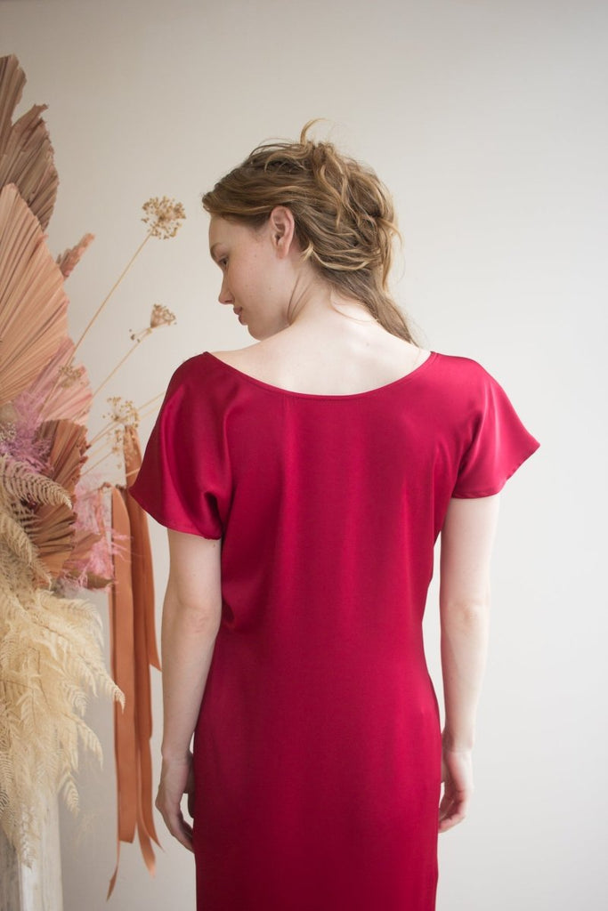 Korelli Aurora Reversible Dress (Wine) - Victoire BoutiqueKorelliDresses Ottawa Boutique Shopping Clothing