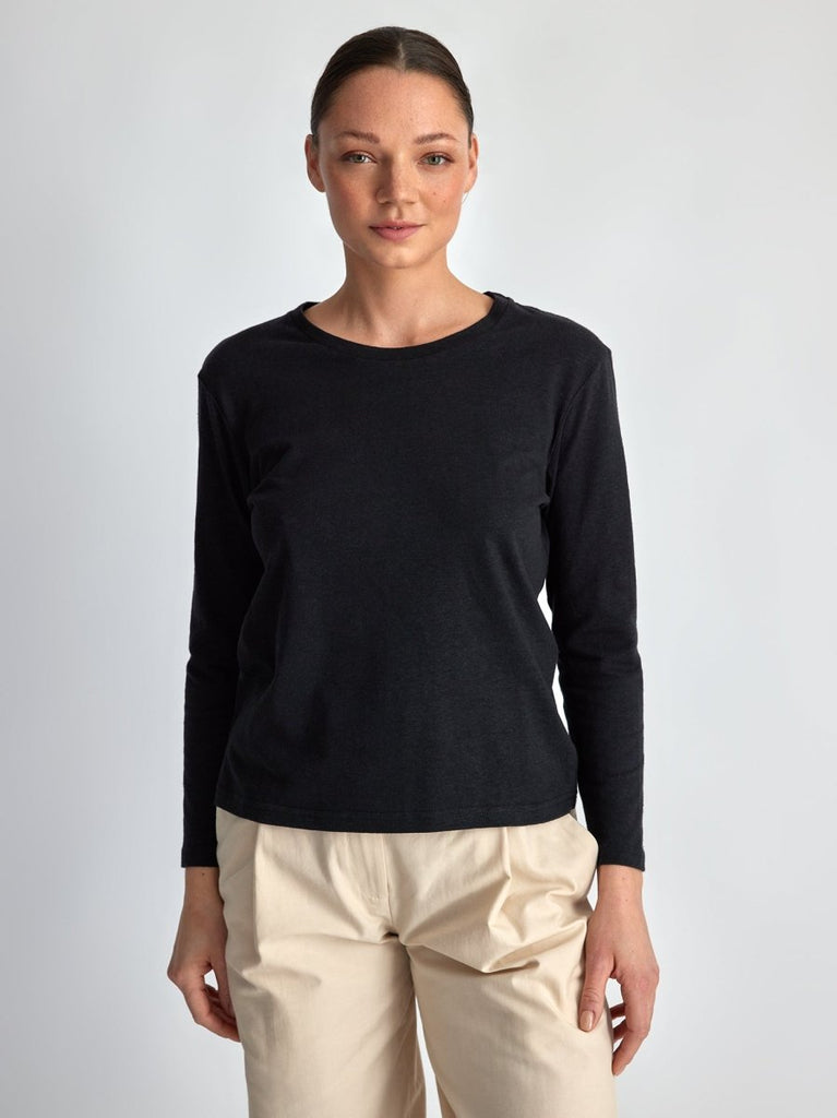 Lepidoptere Clara Top (Black) - Victoire BoutiqueLepidoptereTops Ottawa Boutique Shopping Clothing