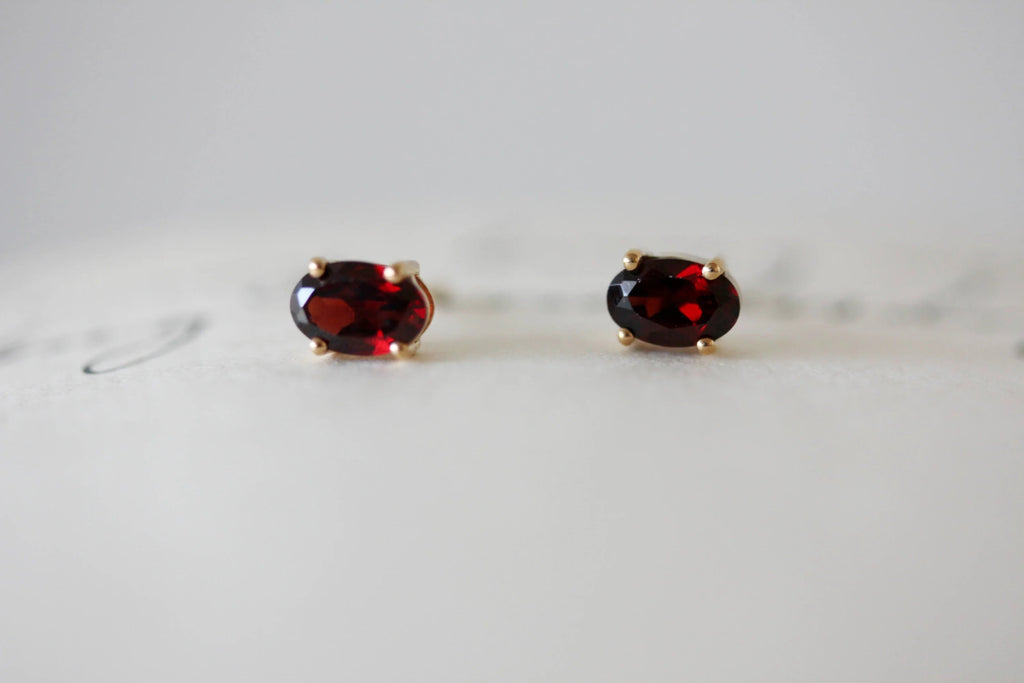 Little Gold Ava Studs (Garnet) - Victoire BoutiqueLittle GoldEarrings Ottawa Boutique Shopping Clothing