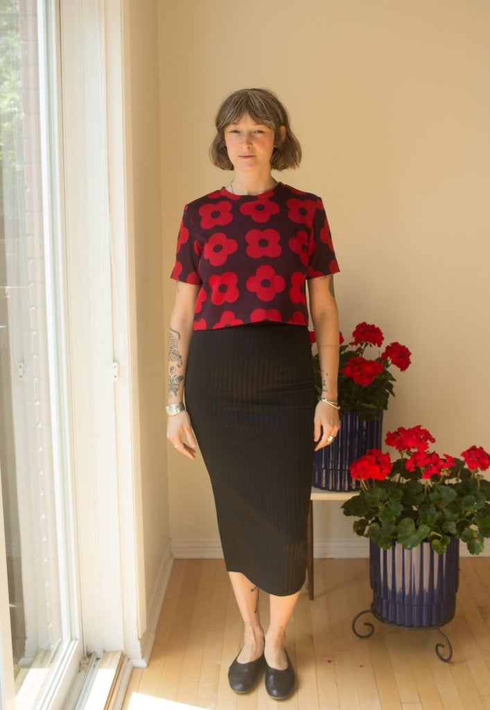 Marigold Joe Top (Burgundy & Red Flowers) - Victoire BoutiqueMarigoldTops Ottawa Boutique Shopping Clothing