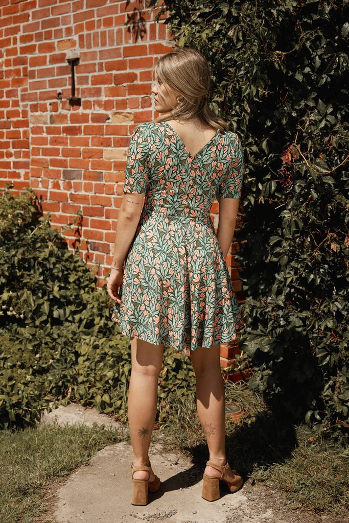 Meemoza Lara Dress (Green Floral) - Victoire BoutiqueMeemozaDresses Ottawa Boutique Shopping Clothing