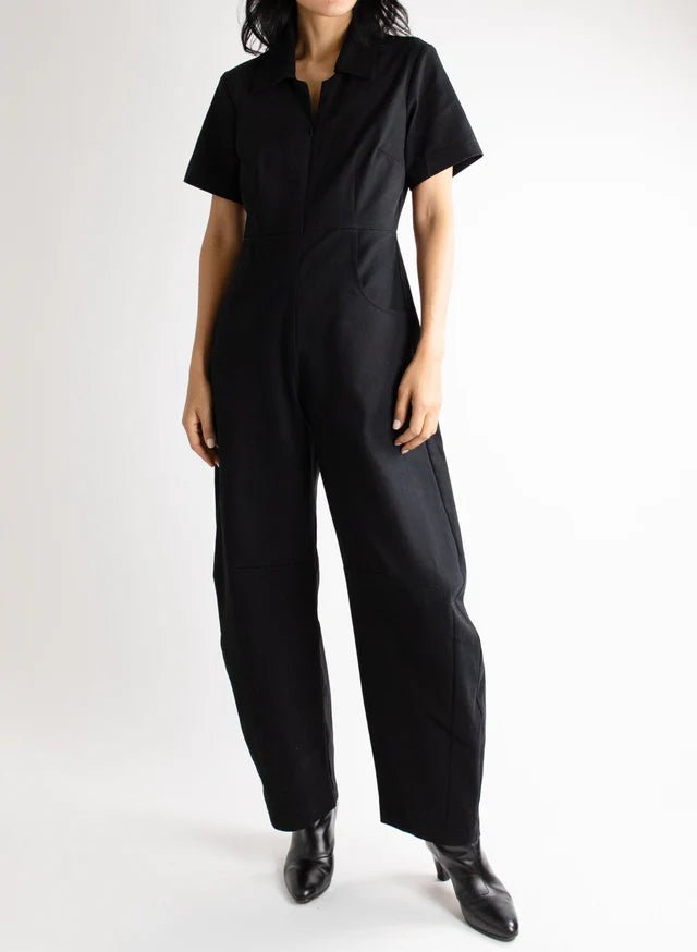 Meg Barrel Jumpsuit (Black) - Victoire BoutiqueMeg by Megan KinneyJumpsuits Ottawa Boutique Shopping Clothing