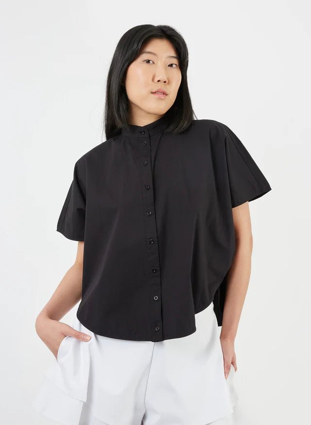 Meg Rounded Hem Shirt (Black) - Victoire BoutiqueMeg by Megan KinneyShirts & Tops Ottawa Boutique Shopping Clothing