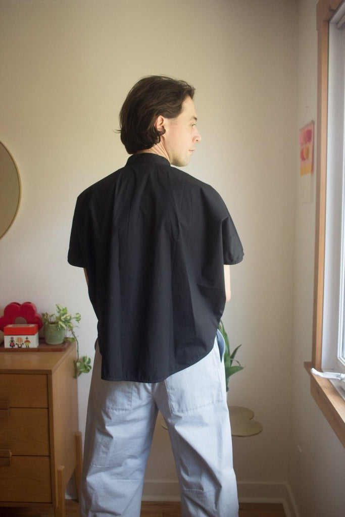 Meg Rounded Hem Shirt (Black) - Victoire BoutiqueMeg by Megan KinneyShirts & Tops Ottawa Boutique Shopping Clothing