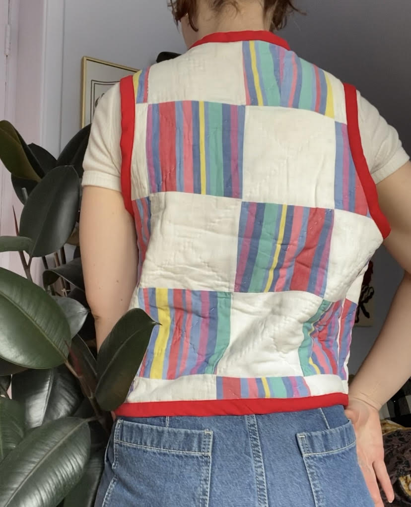 Middle Sister Co. Antique Patchwork Quilt Vest (White/Blue/Red Trim) - Victoire BoutiqueMiddle Sister Co.Tops Ottawa Boutique Shopping Clothing