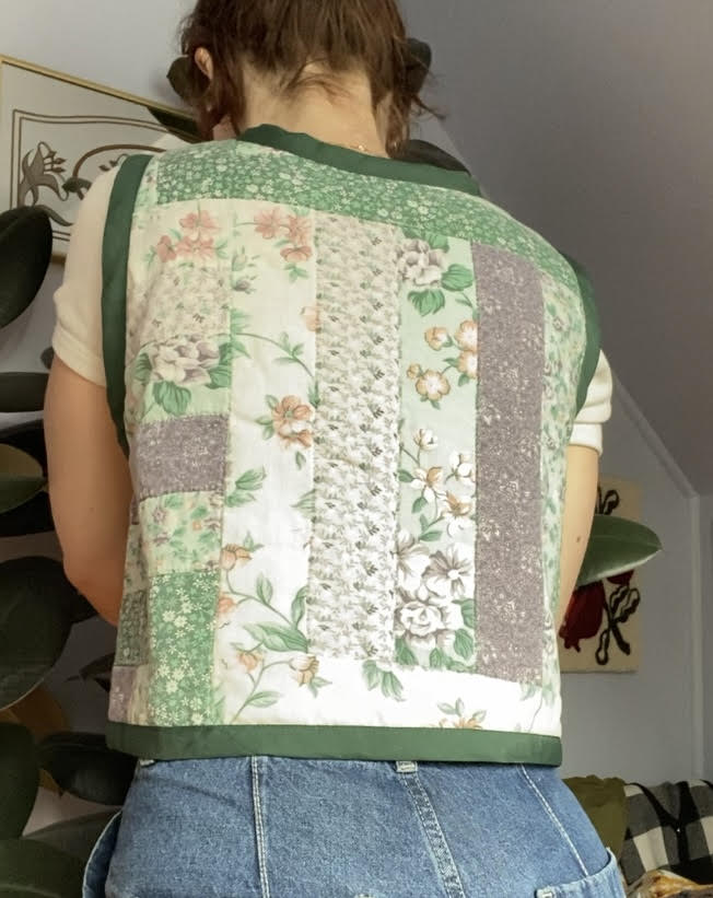 Middle Sister Co. Garden Floral Quilt Vest (Purple/Green/Green Trim) - Victoire BoutiqueMiddle Sister Co.Tops Ottawa Boutique Shopping Clothing