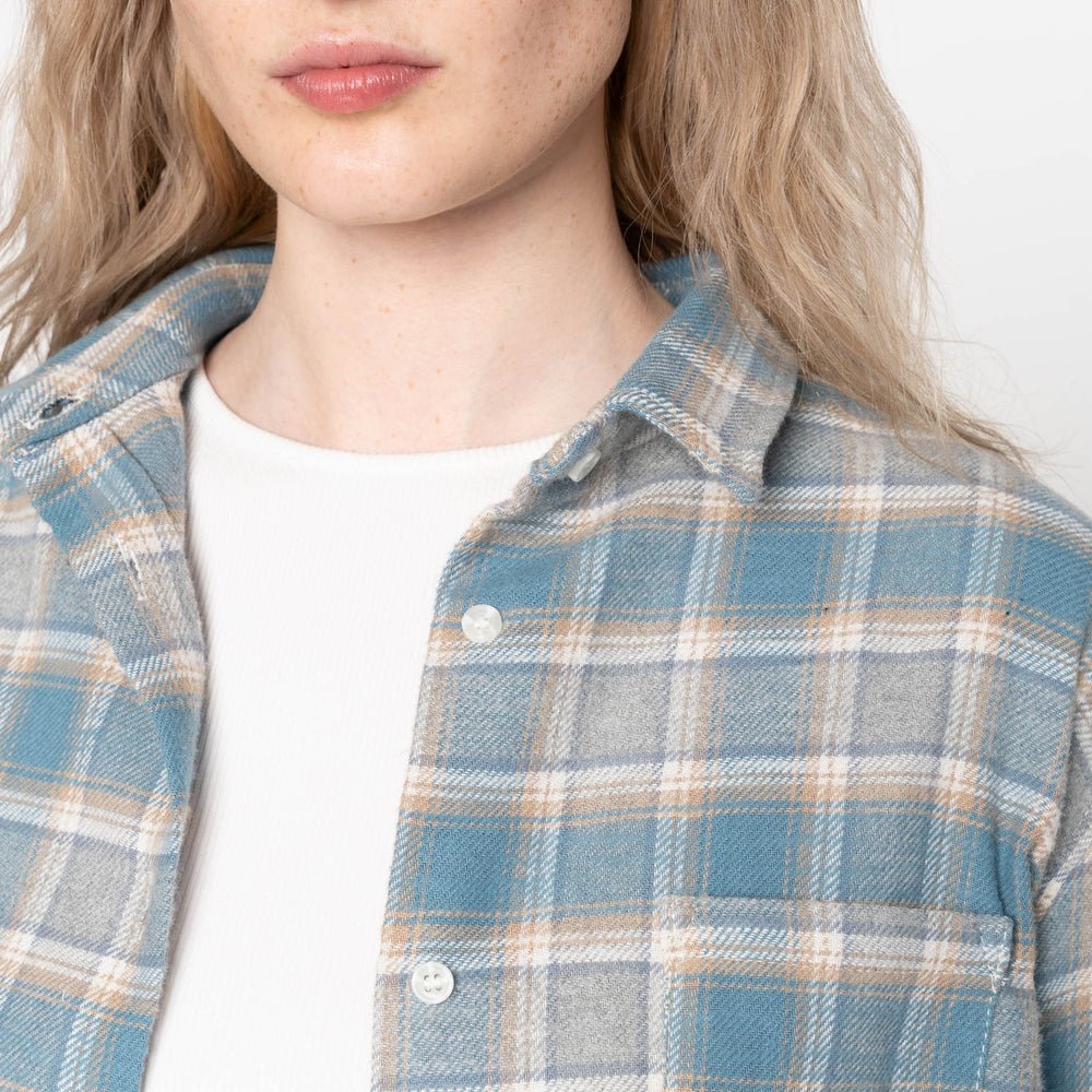 Naked & Famous Judy Shirt (Faded Blue Brushed Flannel) - Victoire BoutiqueNaked & FamousShirts & Tops Ottawa Boutique Shopping Clothing