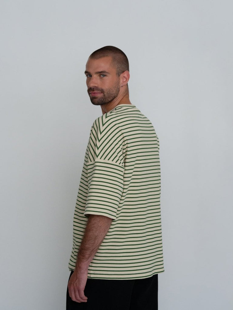 Odeyalo Systeme Oversized T-Shirt (Green and Cream) - Victoire BoutiqueOdeyaloTops Ottawa Boutique Shopping Clothing