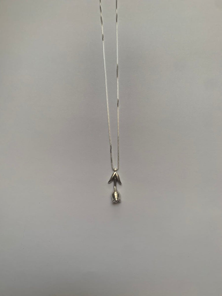 Olivia Warren Tulip Necklace (Silver or Gold) - Victoire BoutiqueOlivia WarrenNecklace Ottawa Boutique Shopping Clothing