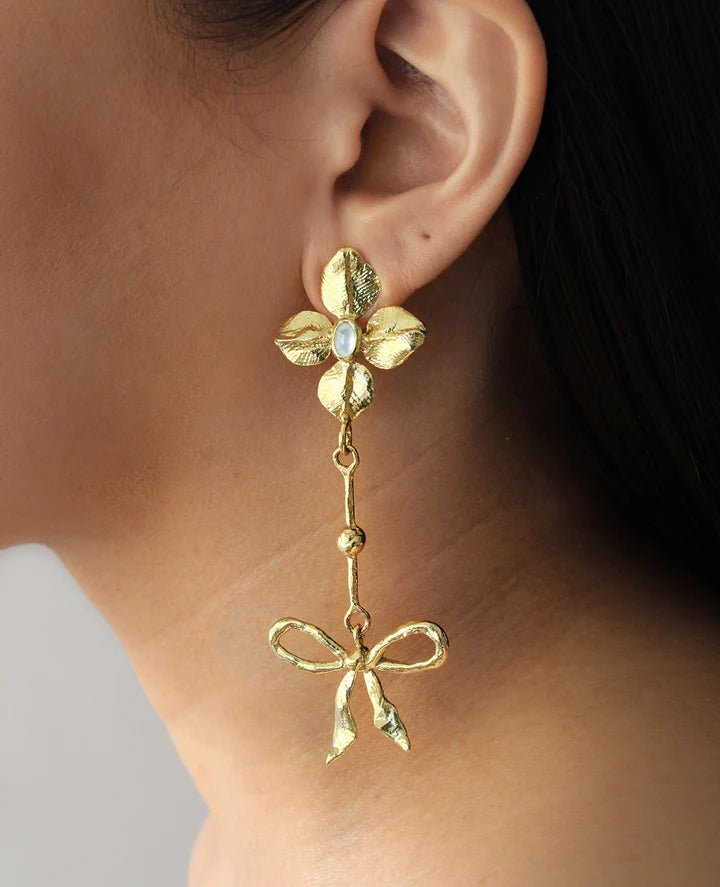 ORA - C Willow Bow Earrings (Brass with Nephrite Jade) - Victoire BoutiqueORA - CEarrings Ottawa Boutique Shopping Clothing