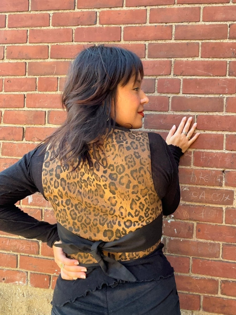 Rightful Owner Shania Vest (Leopard) - Victoire BoutiqueRightful OwnerTops Ottawa Boutique Shopping Clothing