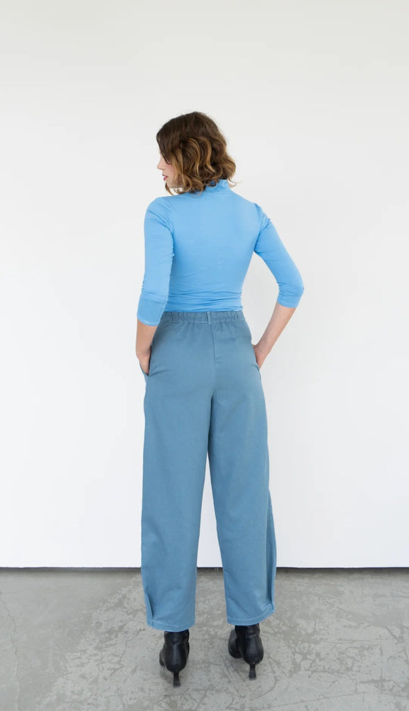 Rightful Owner Tucked Trouser (Blue) - Victoire BoutiqueRightful OwnerPants Ottawa Boutique Shopping Clothing