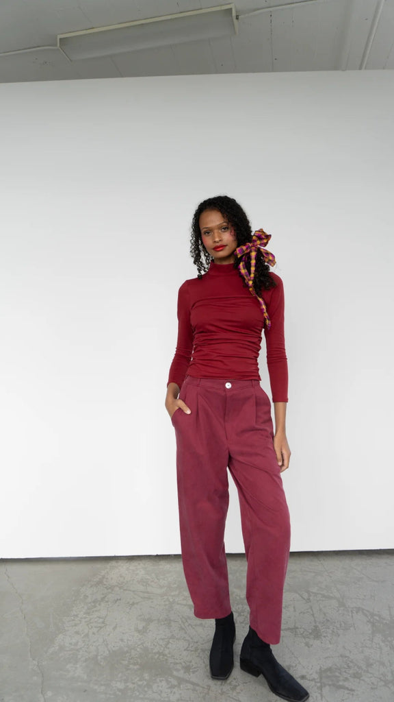 Rightful Owner Tucked Trouser (Merlot) - Victoire BoutiqueRightful OwnerPants Ottawa Boutique Shopping Clothing
